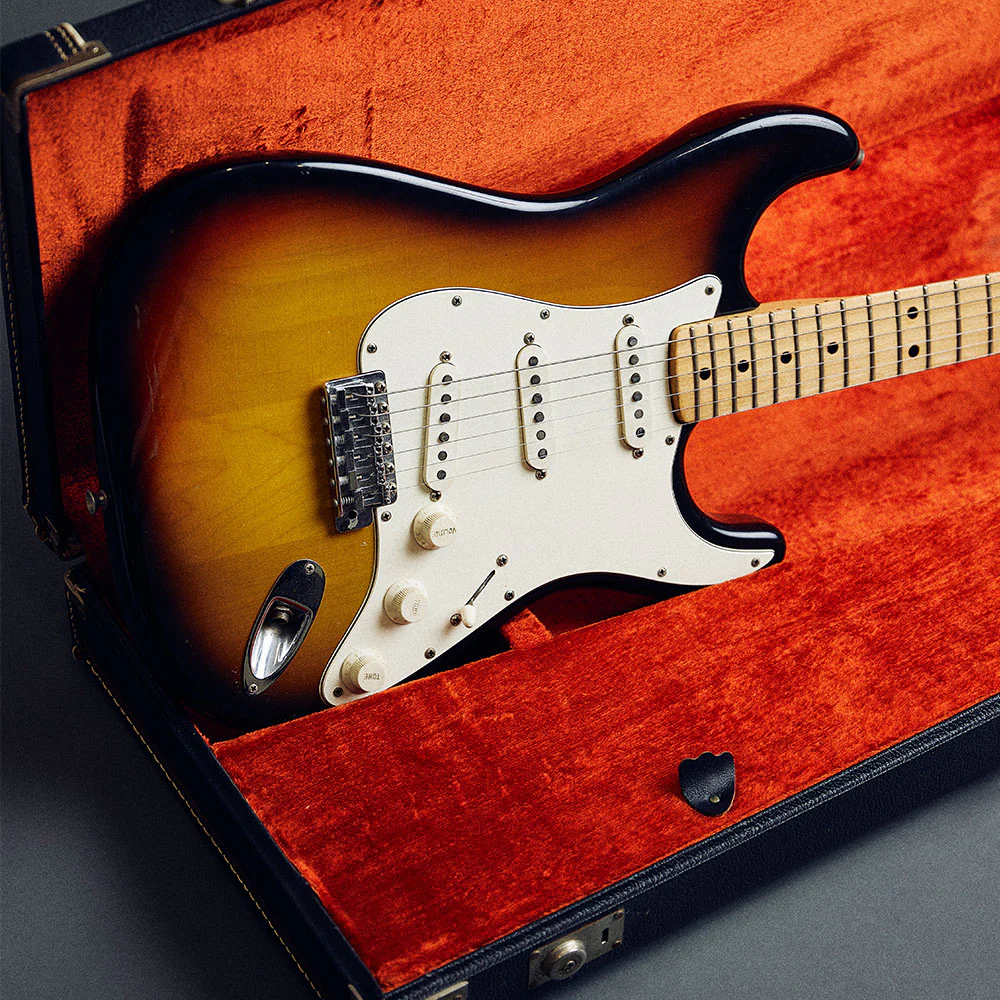 FENDER 1973 Stratocaster 3 Colour Sunburst - Maple Neck - Image 5
