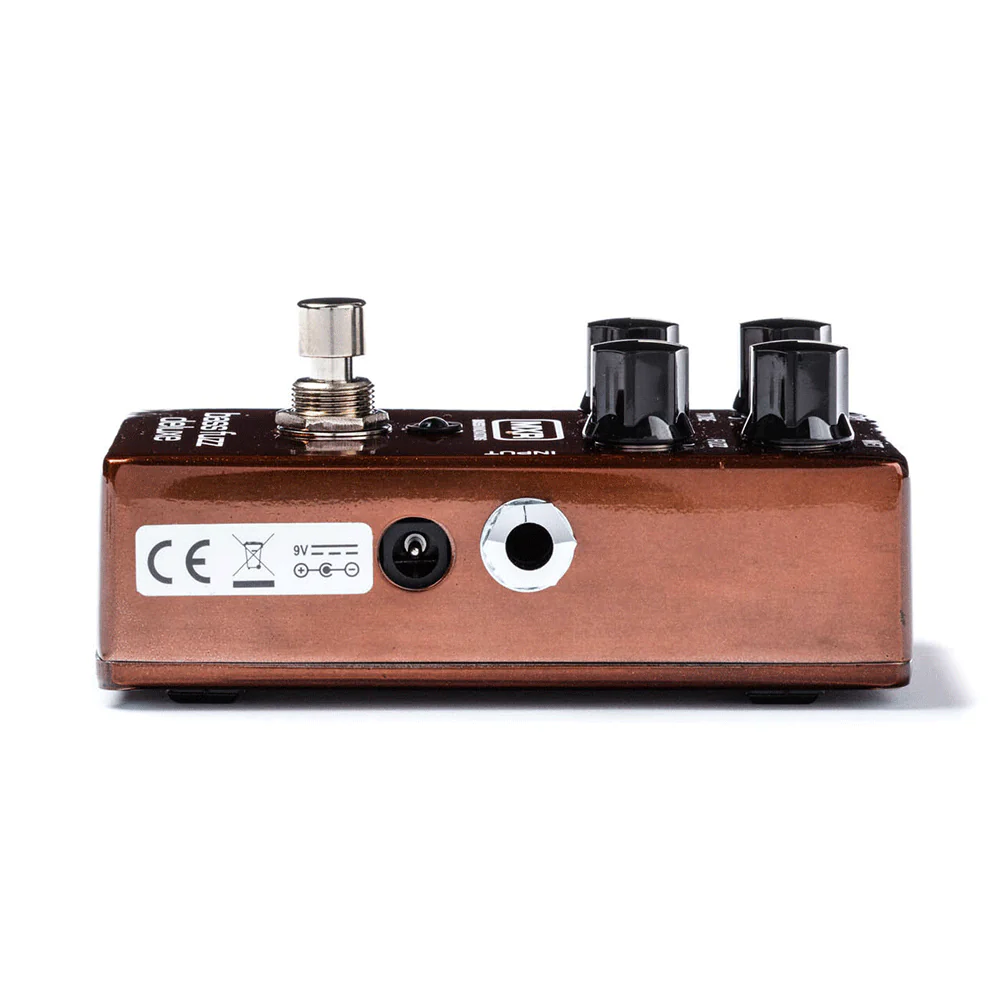 MXR M84 Bass Fuzz Deluxe Pedal - Image 3