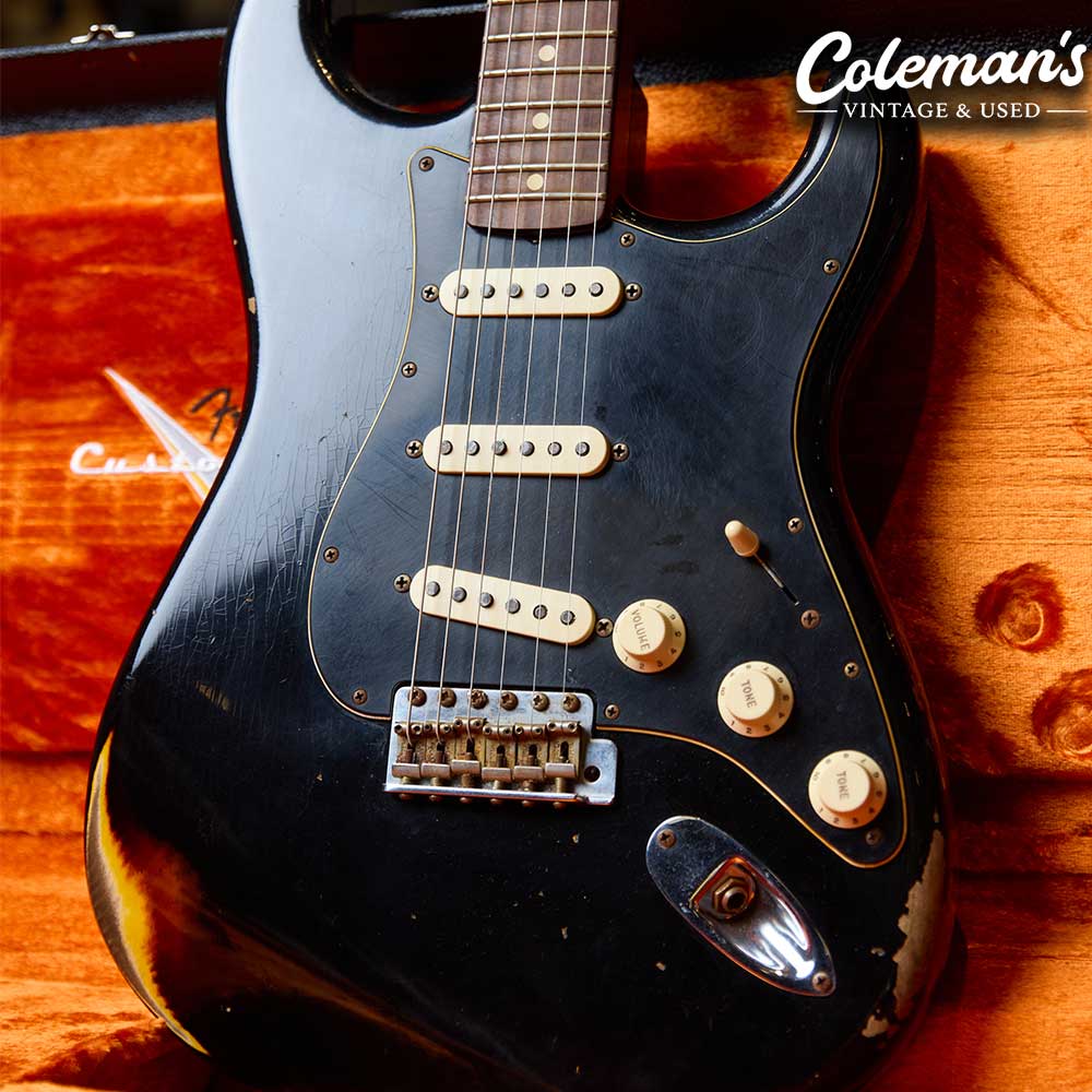 PRELOVED FENDER Custom Shop Dual Mag II Relic Strat - Black over 3CSB - Image 2