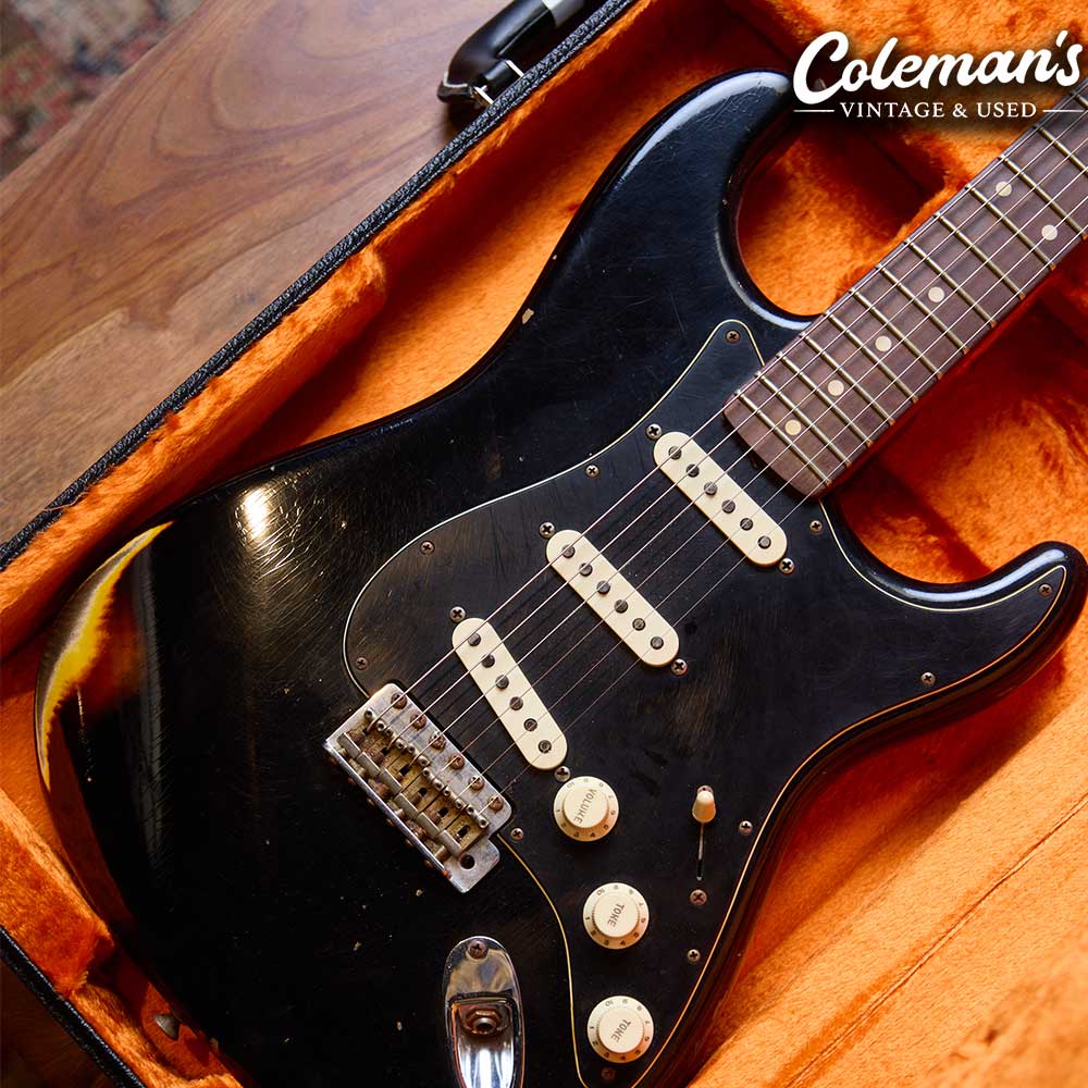 PRELOVED FENDER Custom Shop Dual Mag II Relic Strat - Black over 3CSB - Image 4
