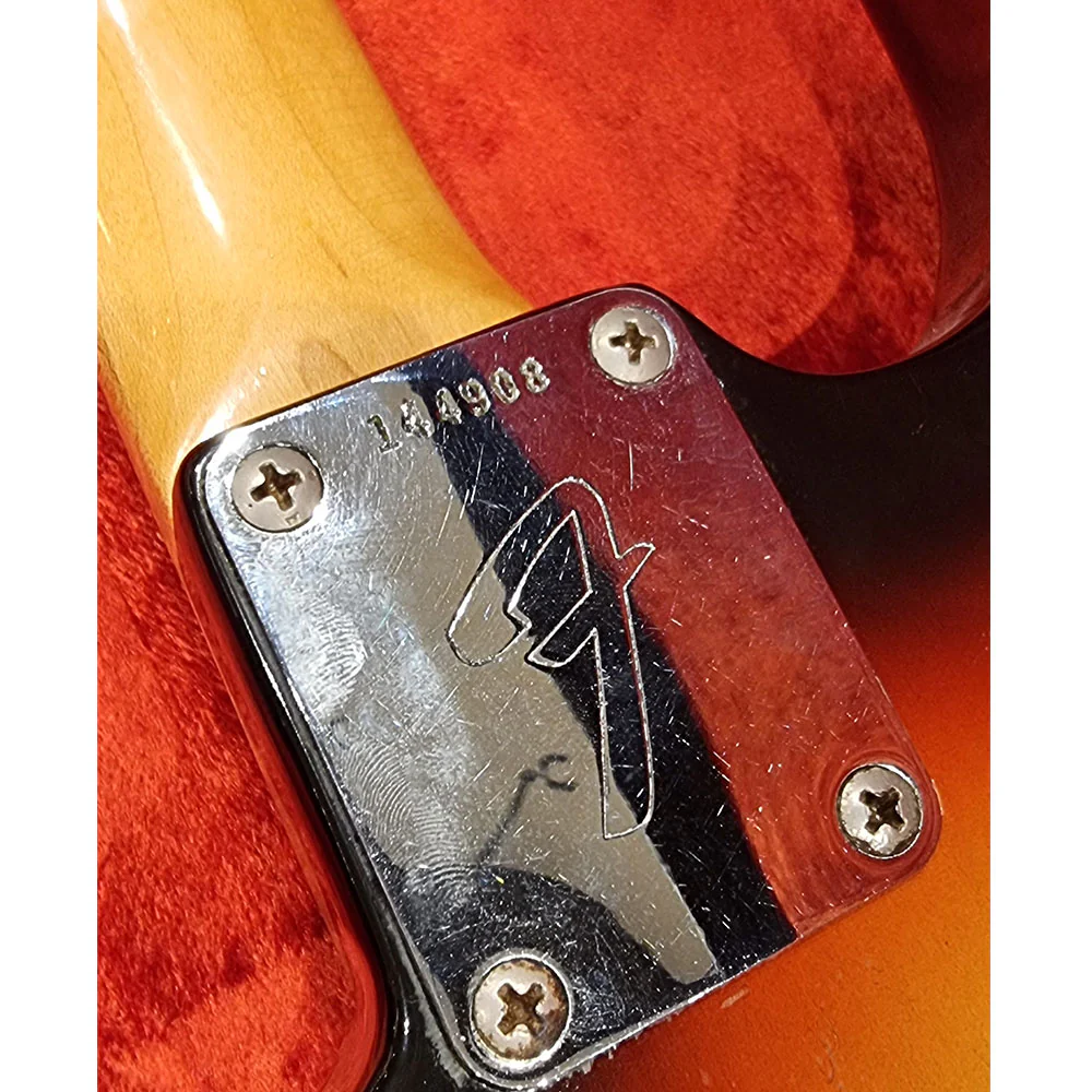 Vintage FENDER 1966 Stratocaster 3 Colour Sunburst (SOLD) - Image 12